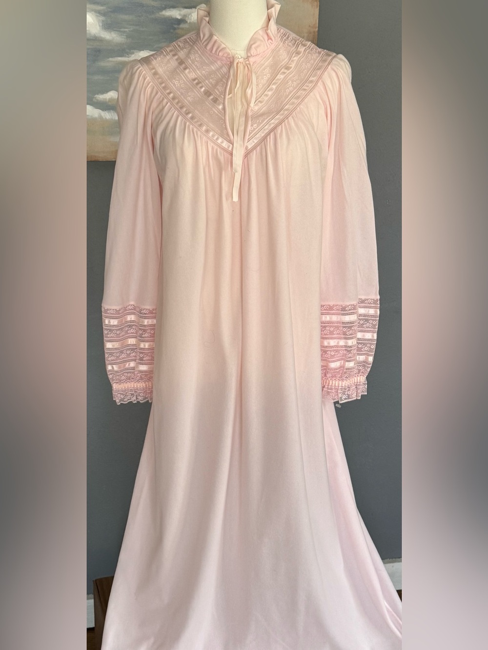 Vintage Donna Richard for Gillian & O'Malley Light Pink Long-sleeve Nightgown S
